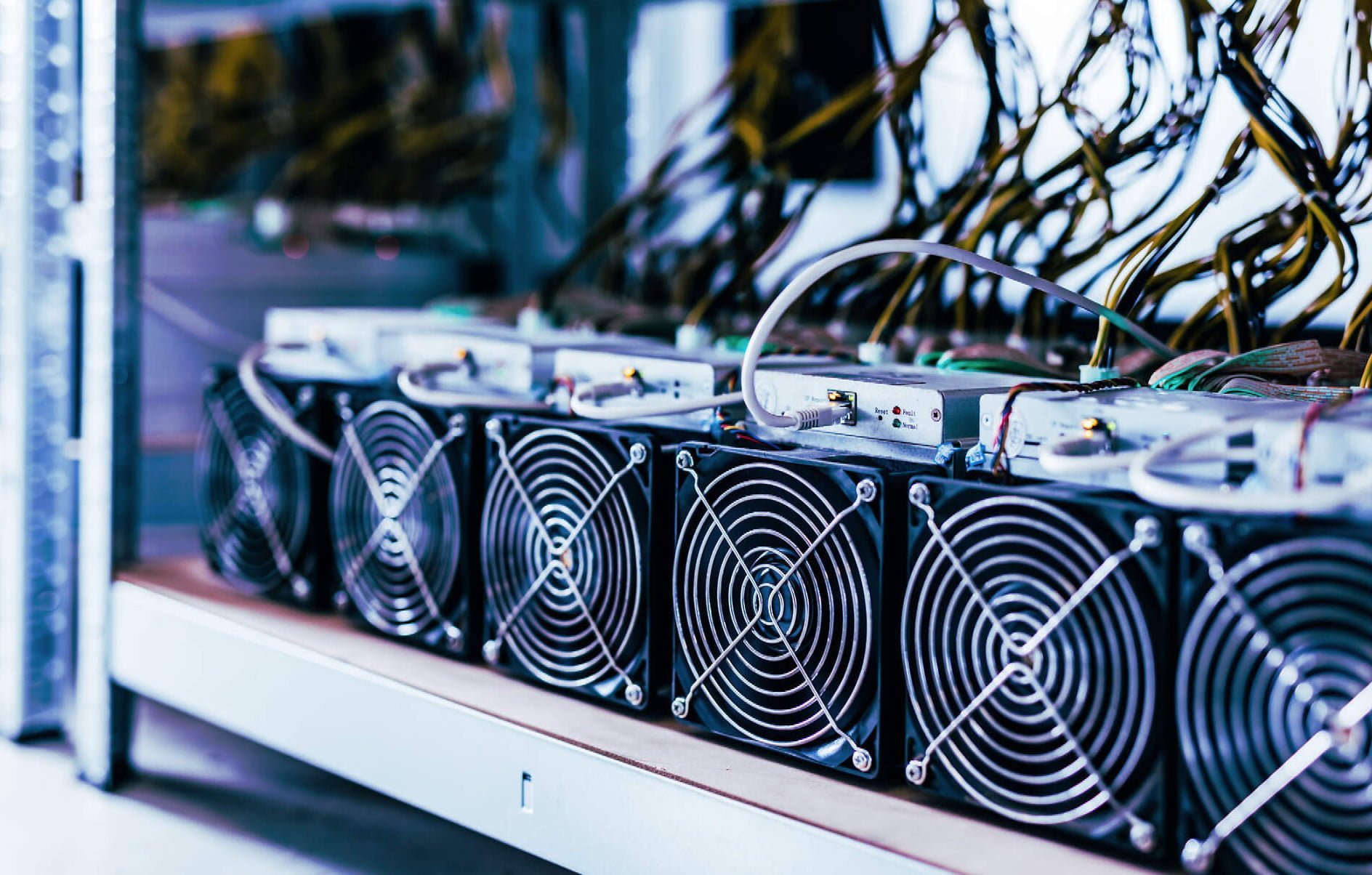 Miner-farm-asic-btc-miners-data